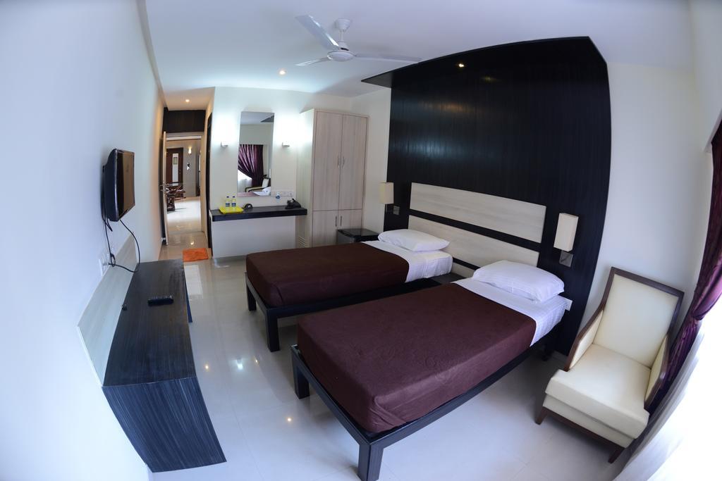 Hotel Ayush International Mangalore Rum bild