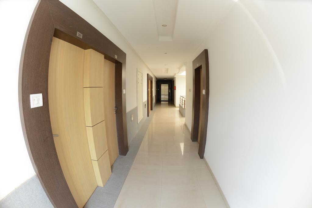 Hotel Ayush International Mangalore Exteriör bild